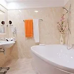 & Wellness Olympia Hotel 4*