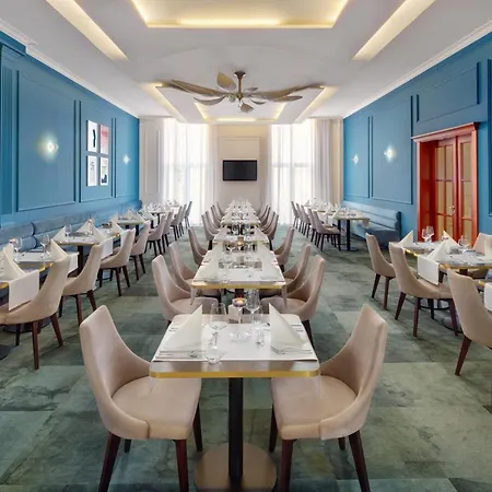 & Wellness Olympia Szálloda 4*