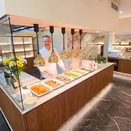 Hotel & Wellness Olympia 4*